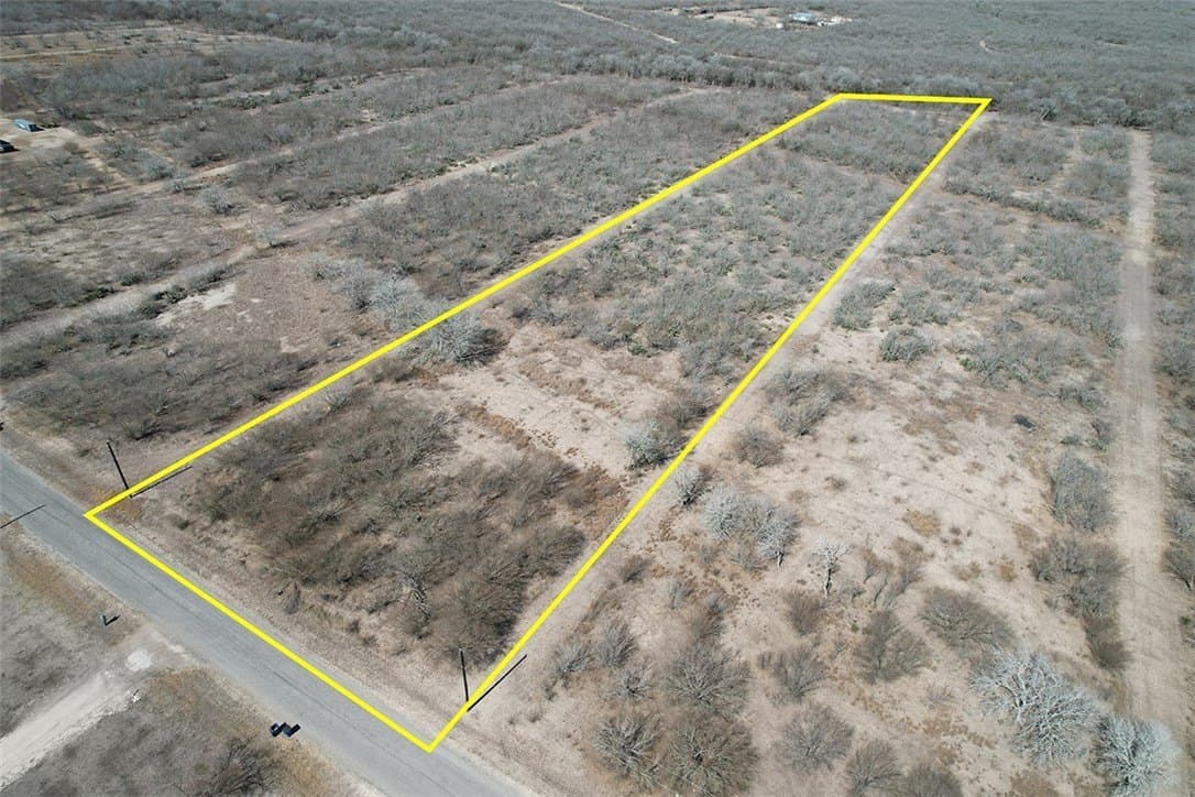 6.31 acres in Jim Wells County - photo 2