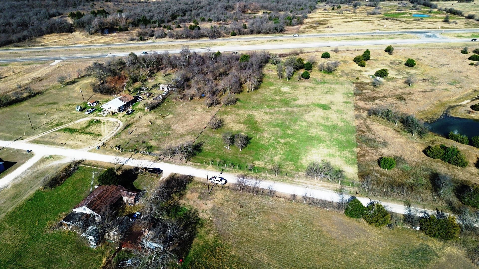 1 acres in Hill County - photo 9