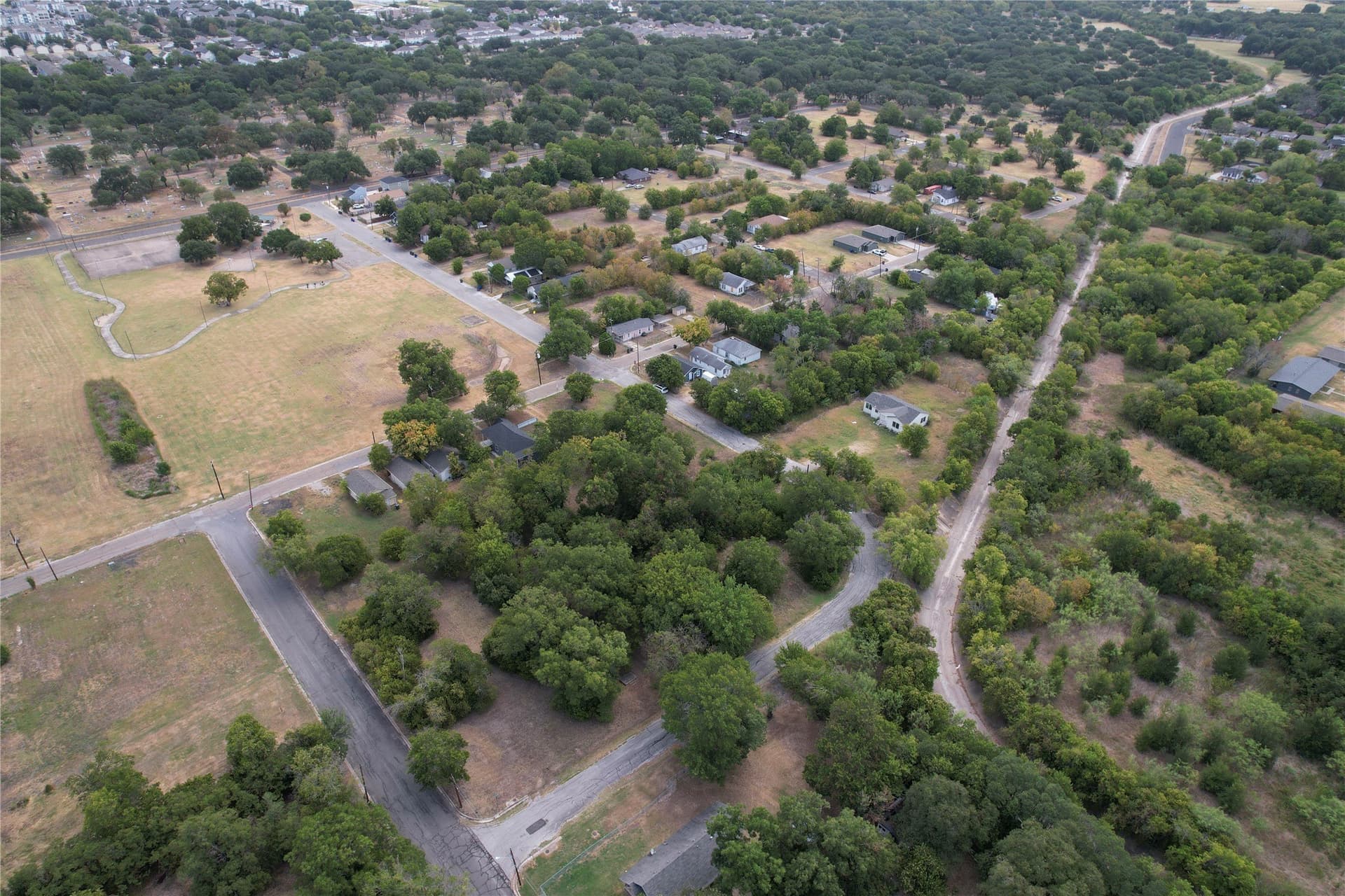 0.1 acres in McLennan County - photo 6