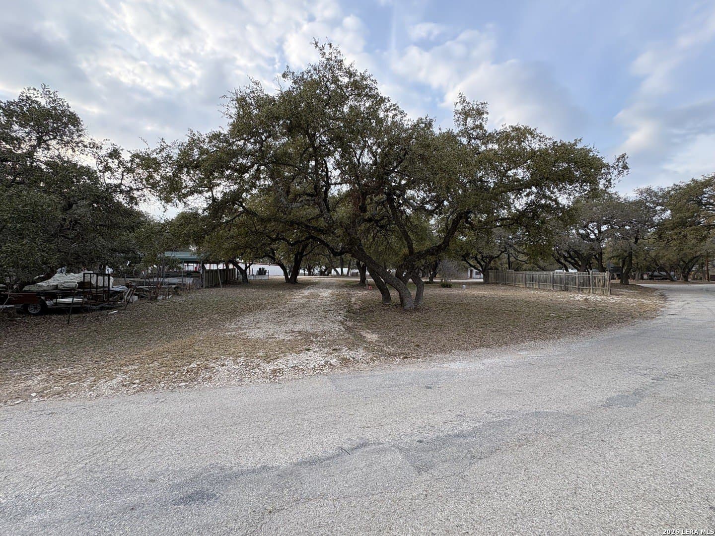 0.35 acres in Bandera County gallery image 4