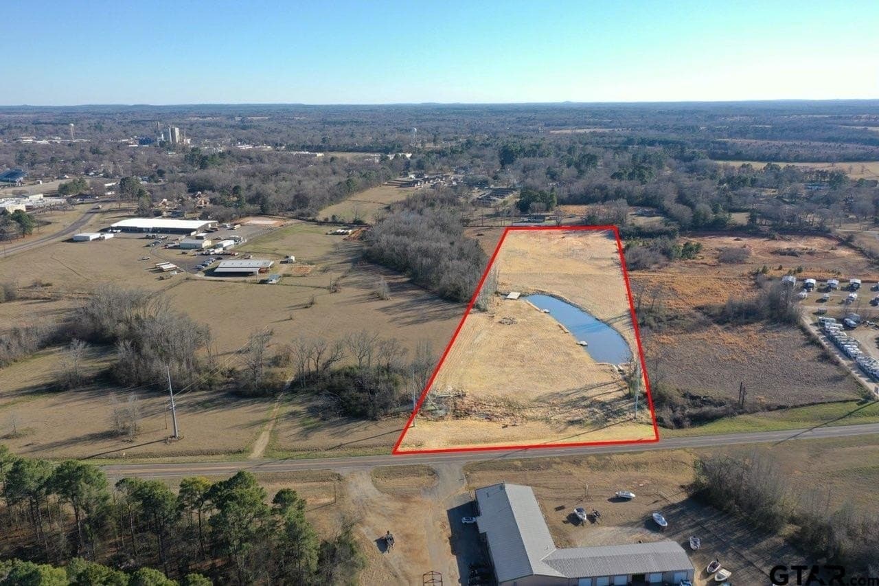 10.74 acres in Camp County gallery image 3