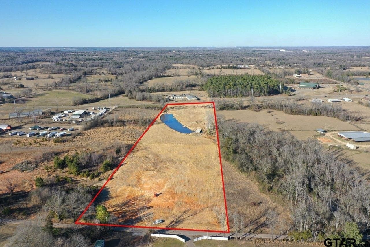 10.74 acres in Camp County gallery image 4