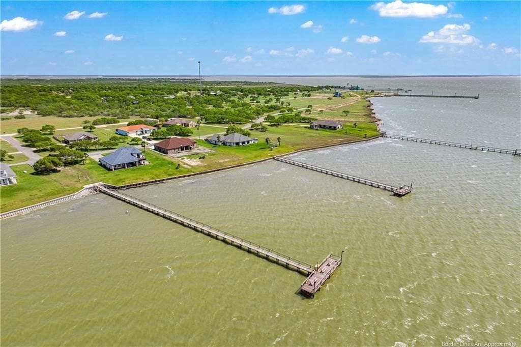 0.85 acres in Kleberg County - photo 11