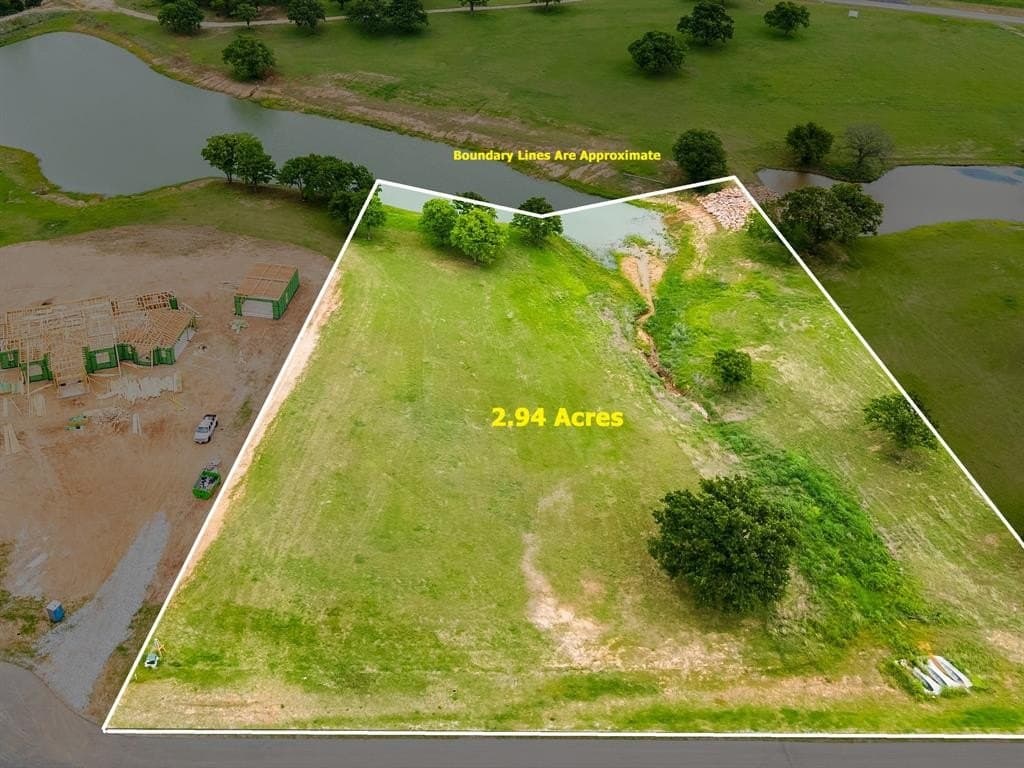 2.94 acres in Montague County