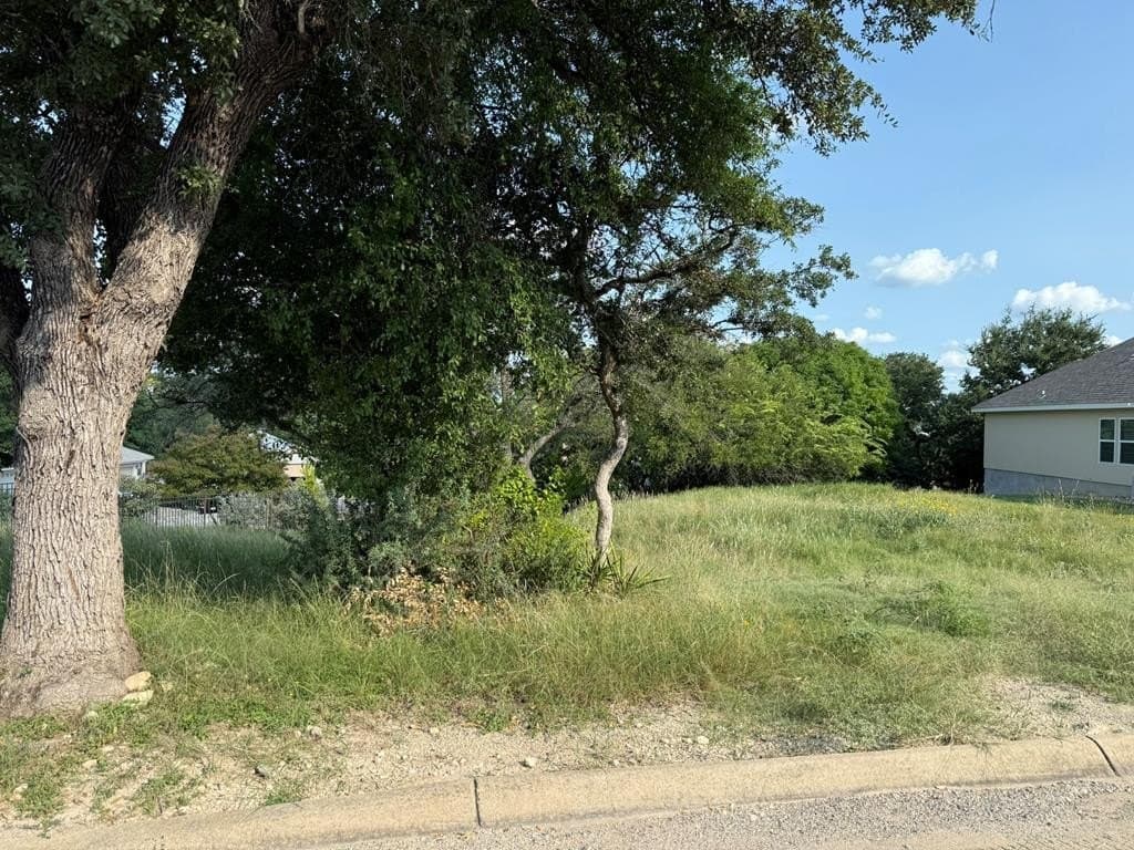 0.17 acres in Kerr County