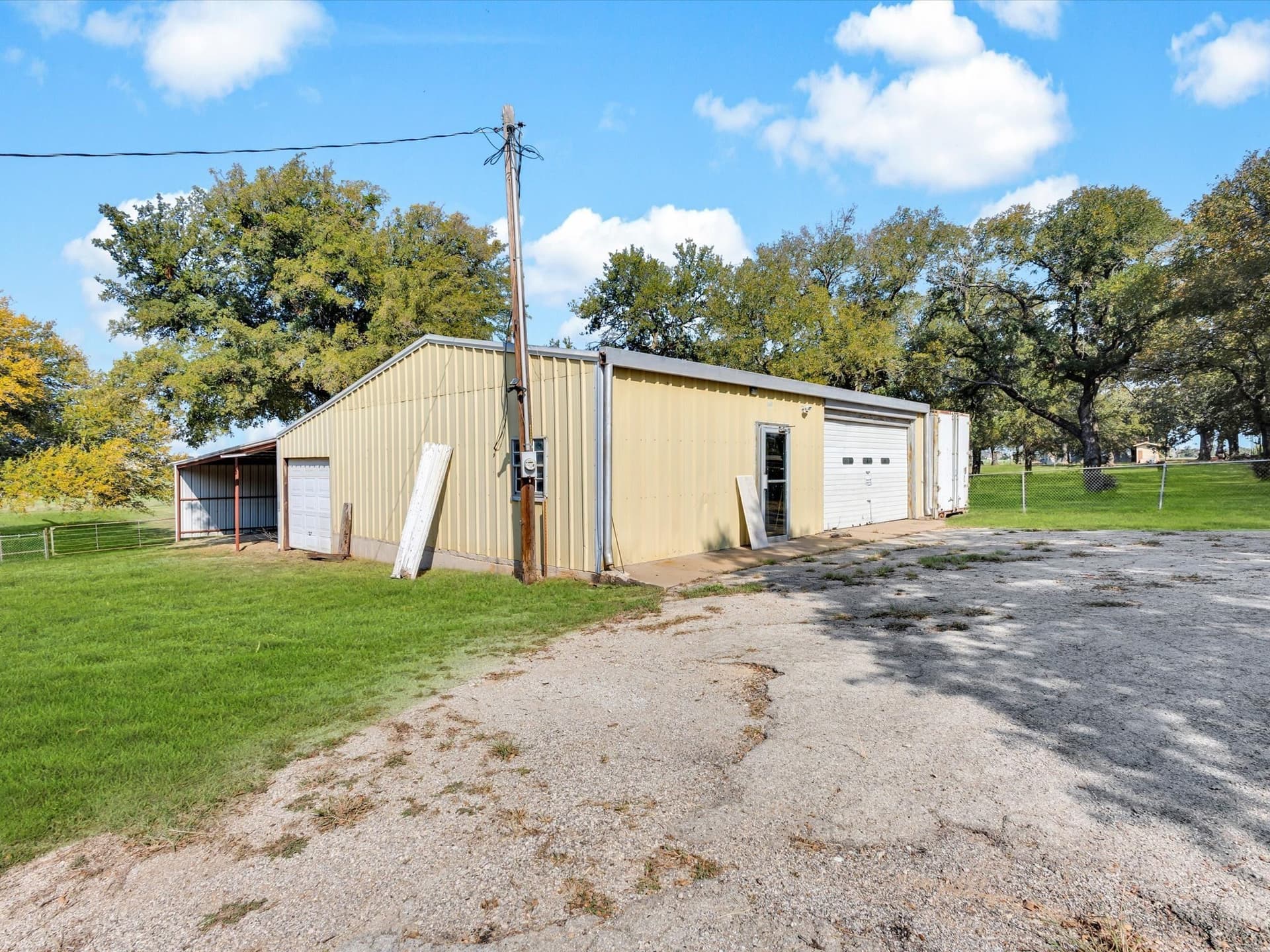 3.98 acres in Wise County - photo 7