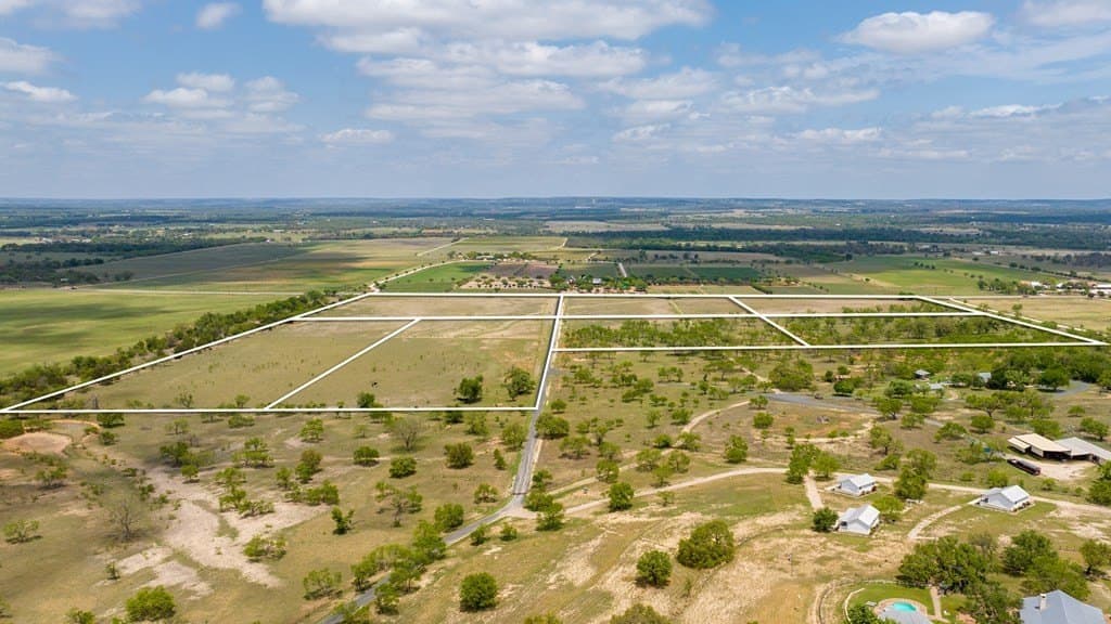 12 acres in Gillespie County gallery image 3