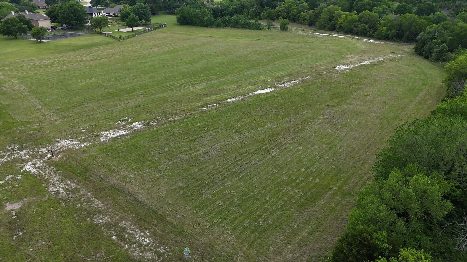 4.05 acres in Ellis County - photo 4