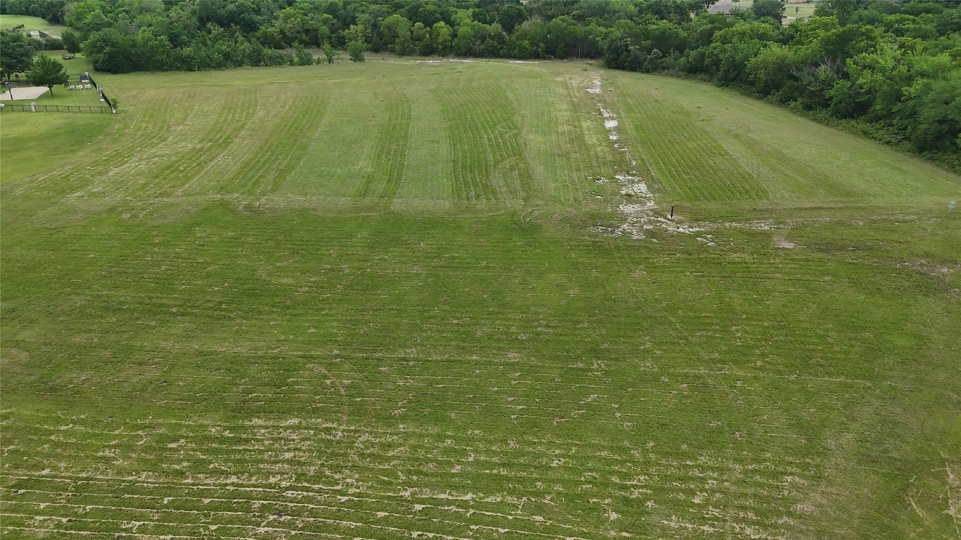 4.05 acres in Ellis County - photo 3
