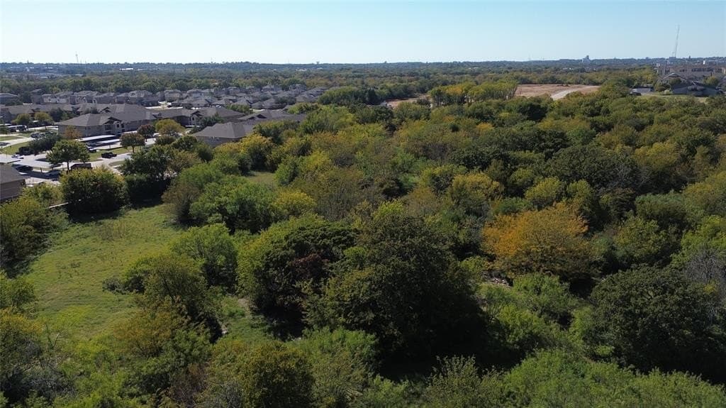 6.05 acres in Denton County gallery image 4
