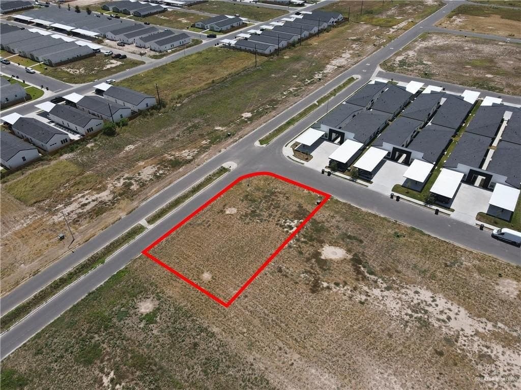 0.21 acres in Hidalgo County - photo 6