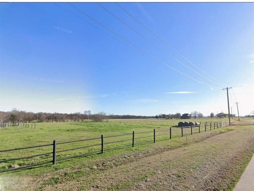 150 acres in Navarro County
