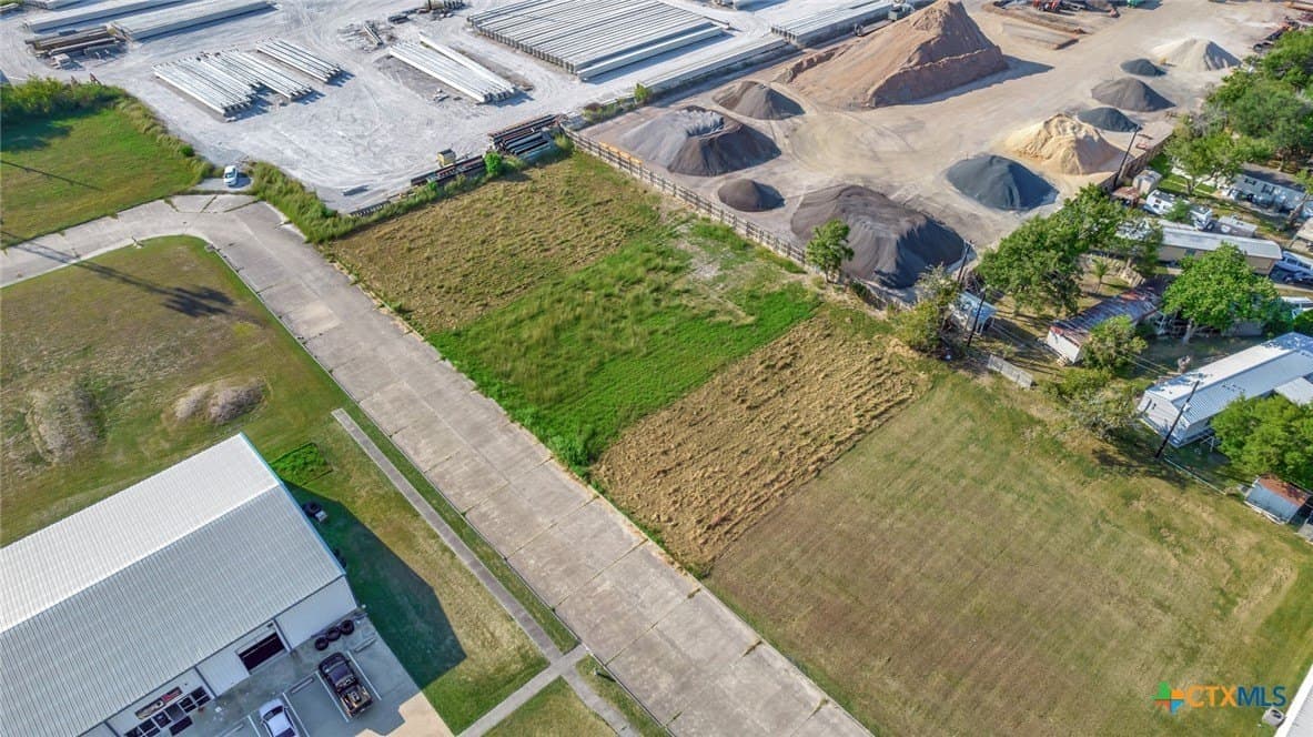 0.28 acres in Victoria County gallery image 3