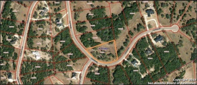 1.98 acres in Comal County gallery image 2