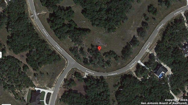 1.98 acres in Comal County gallery image 4