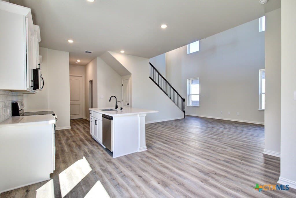 89 acres in Comal County gallery image 4