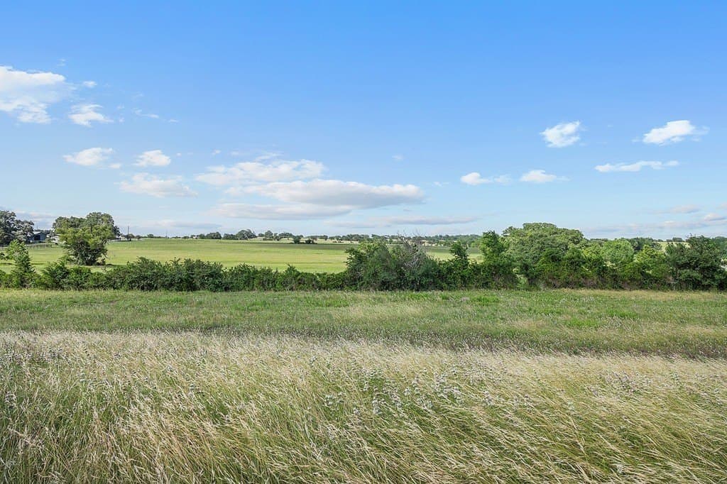 8.05 acres in Fayette County gallery image 3