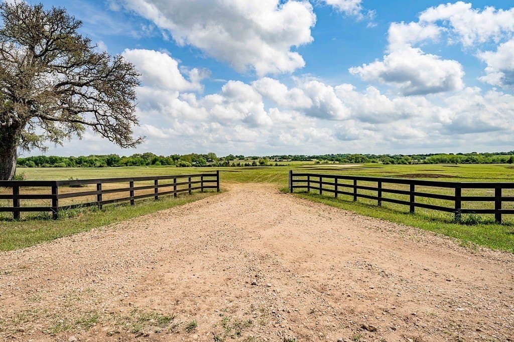8.05 acres in Fayette County - photo 9