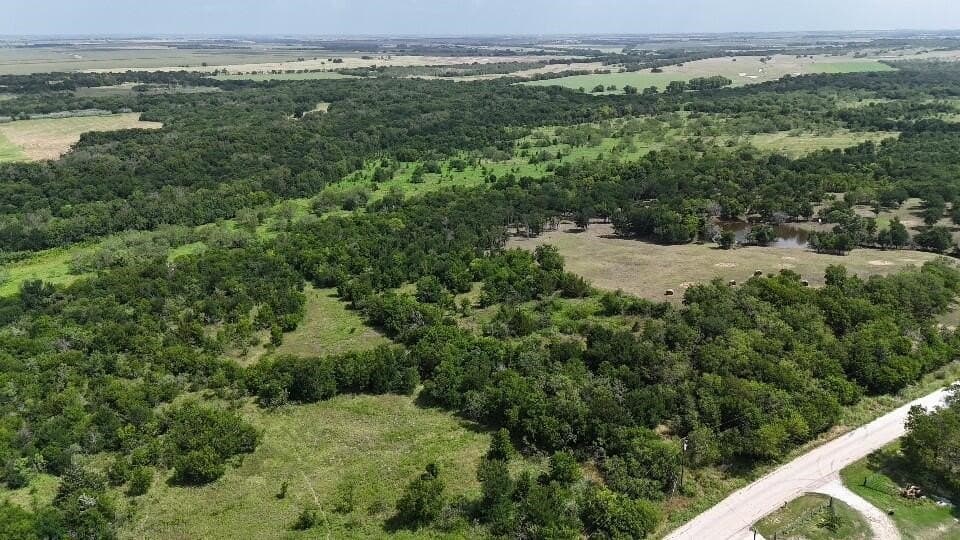 1.24 acres in Hill County - photo 7