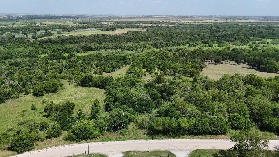 1.24 acres in Hill County - photo 11