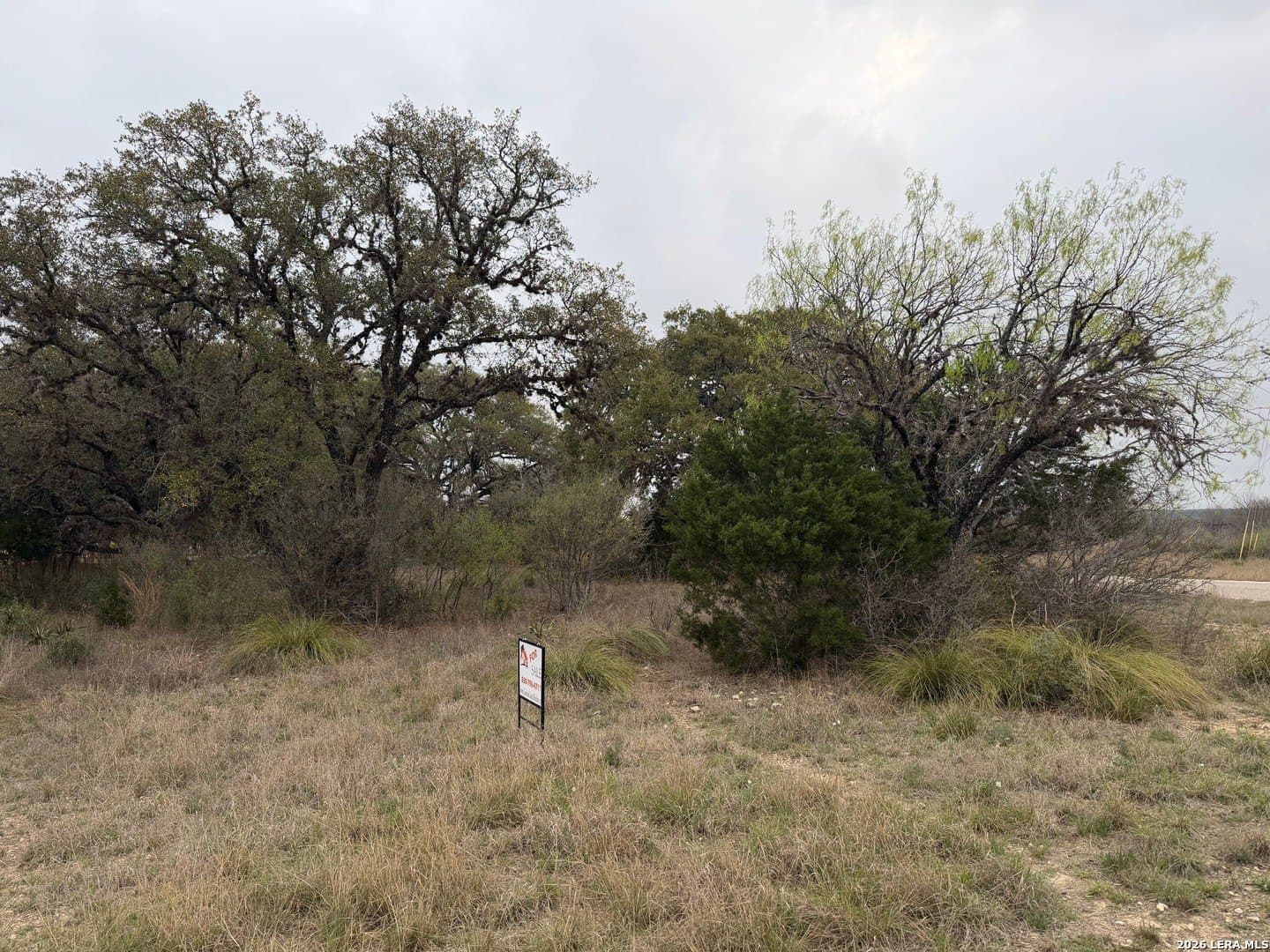 0.37 acres in Bandera County - photo 5