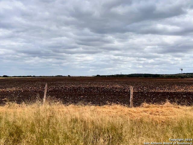 30 acres in Medina County