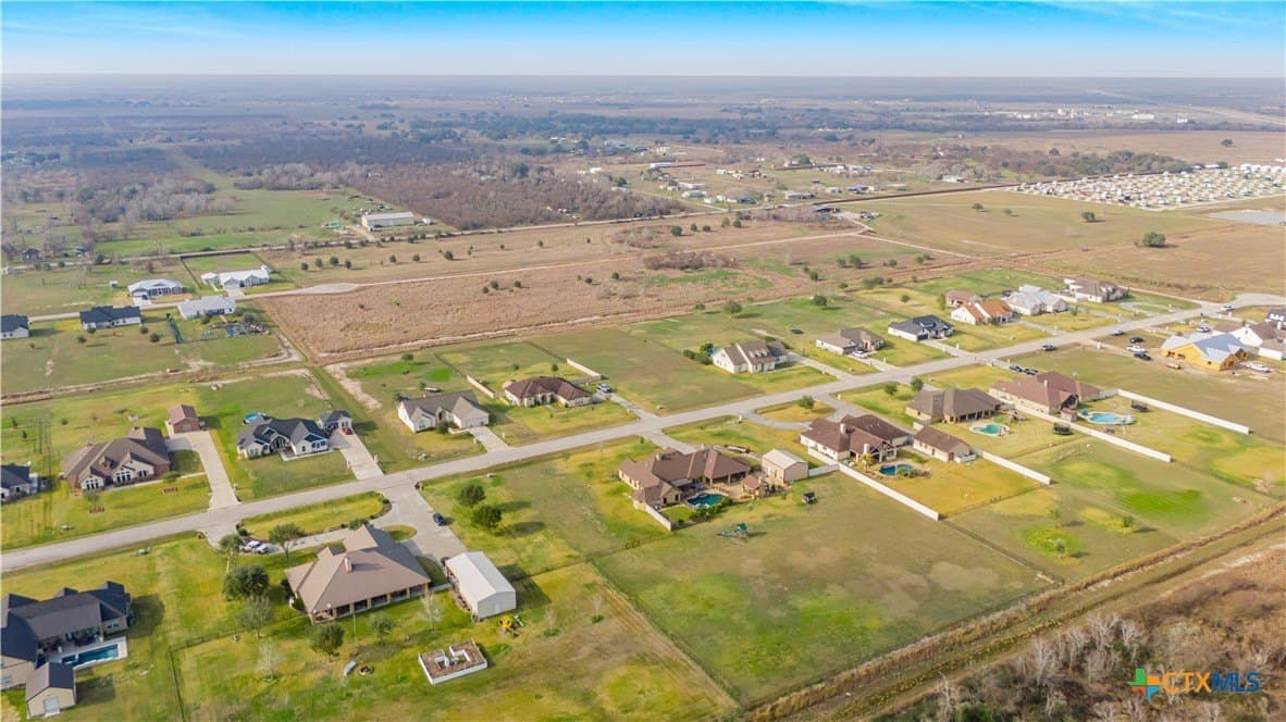 1 acres in Victoria County - photo 7