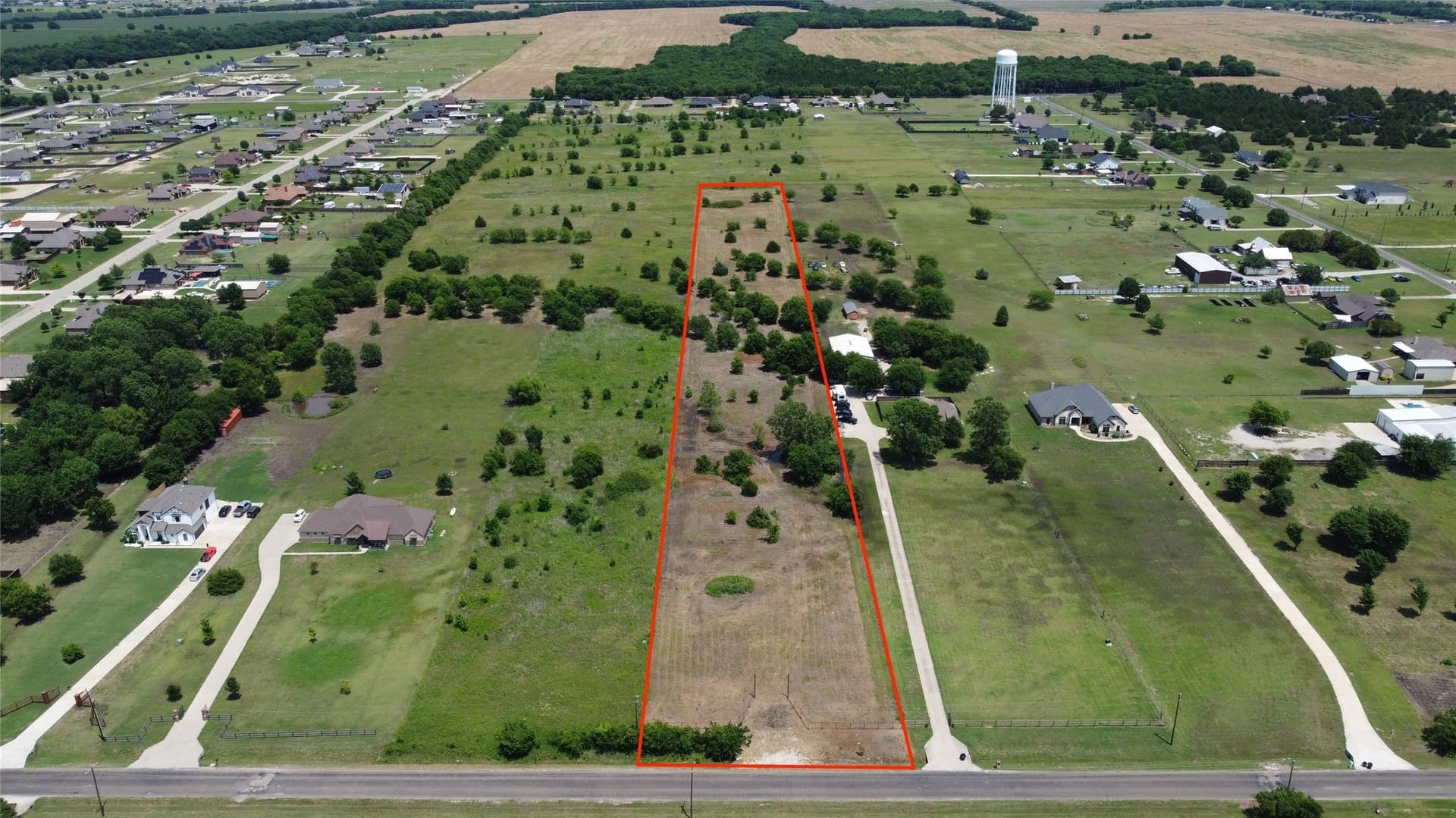 5 acres in Ellis County