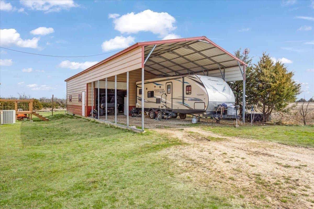23.19 acres in Hunt County - photo 9