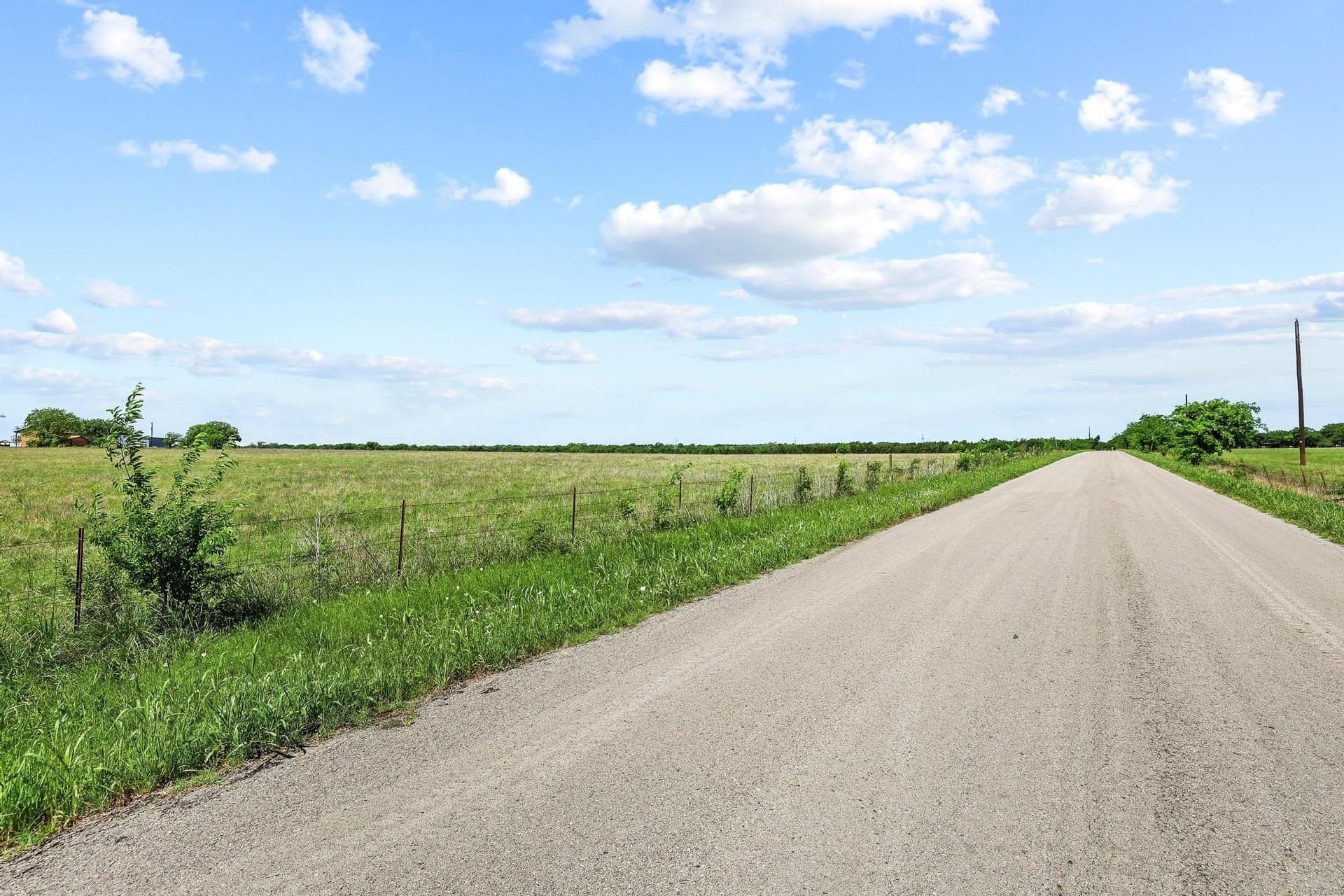 2.14 acres in Rockwall County - photo 6