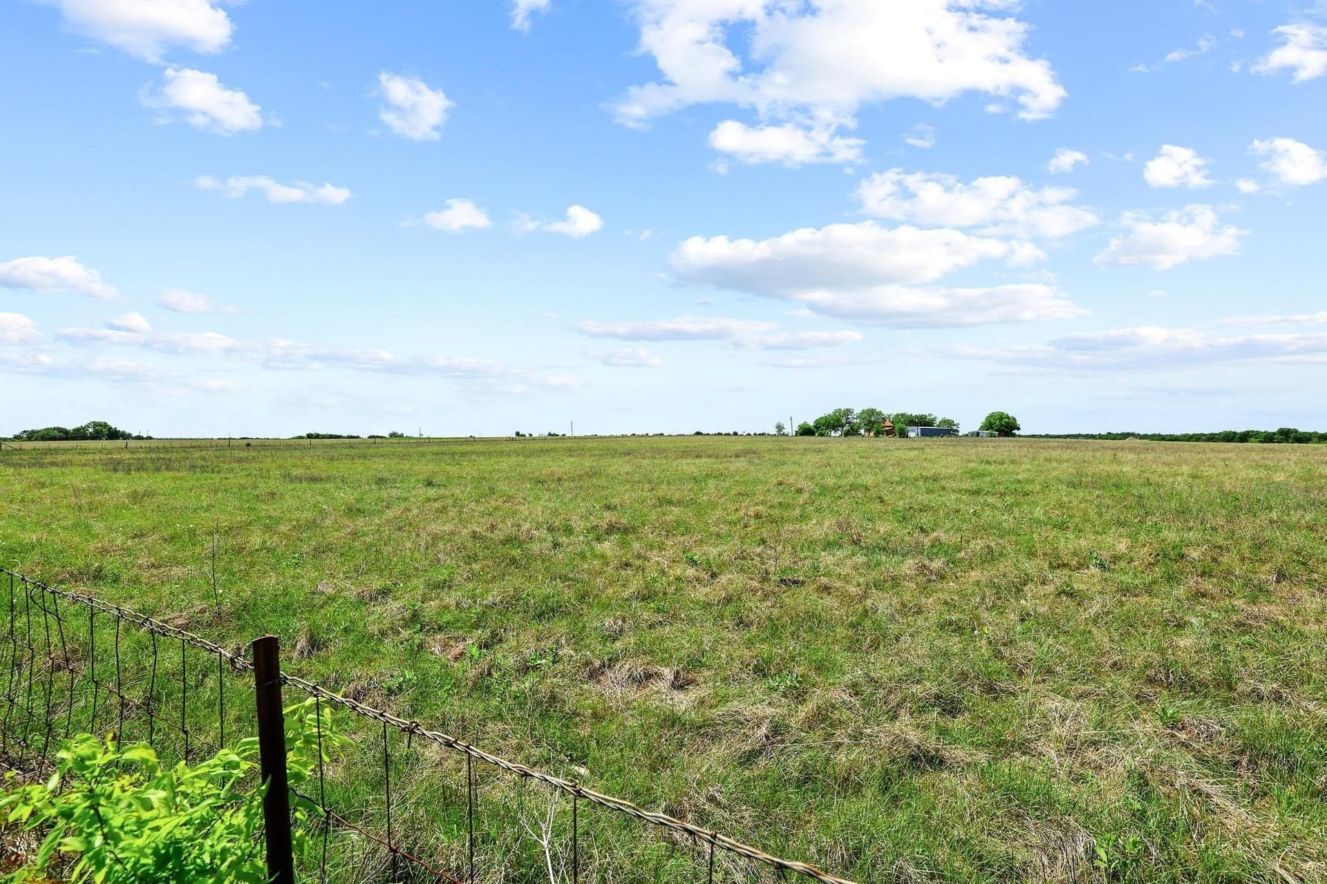 2.14 acres in Rockwall County - photo 9