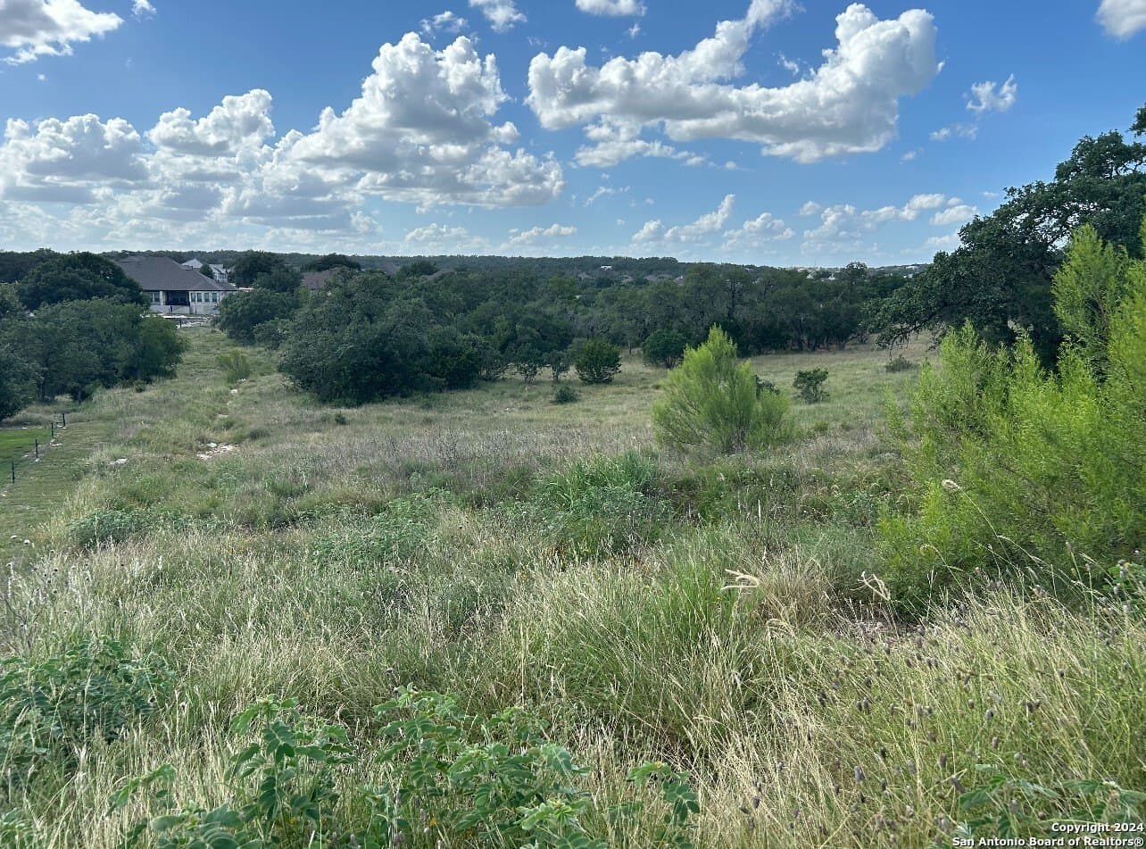 1.08 acres in Comal County