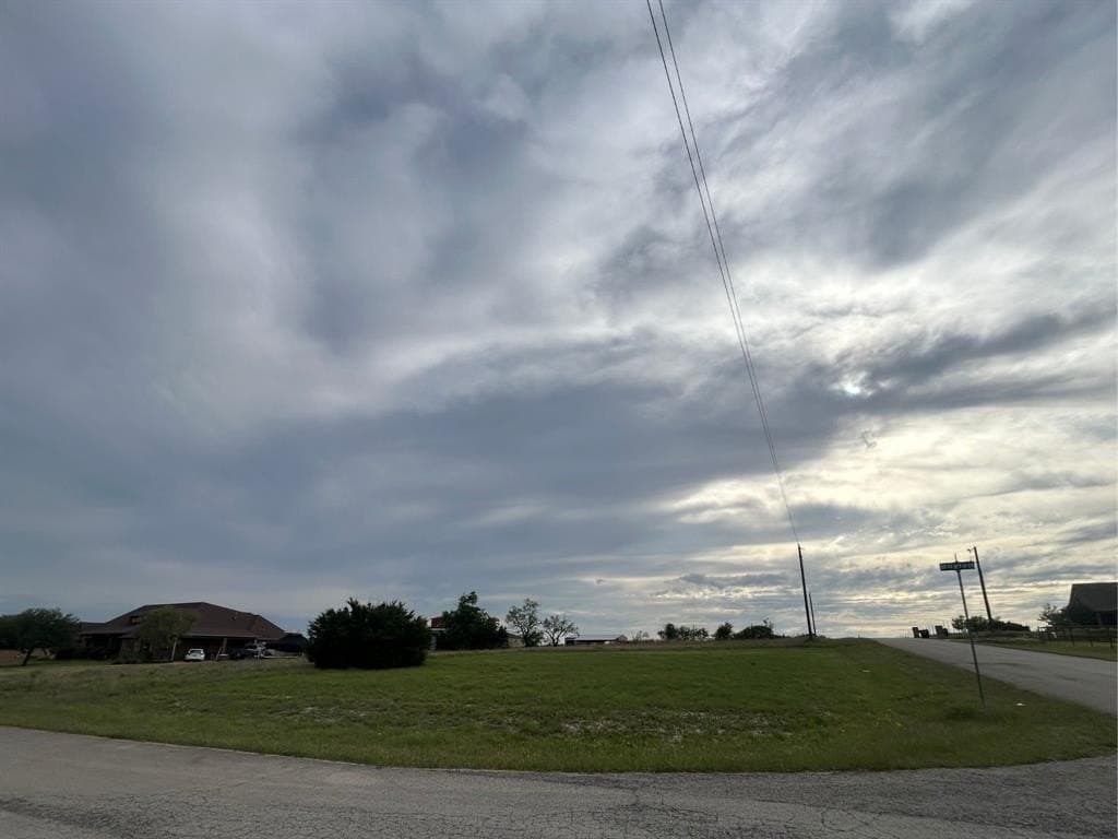 1.16 acres in Tarrant County gallery image 4