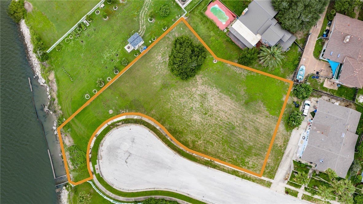 0.46 acres in San Patricio County - photo 16
