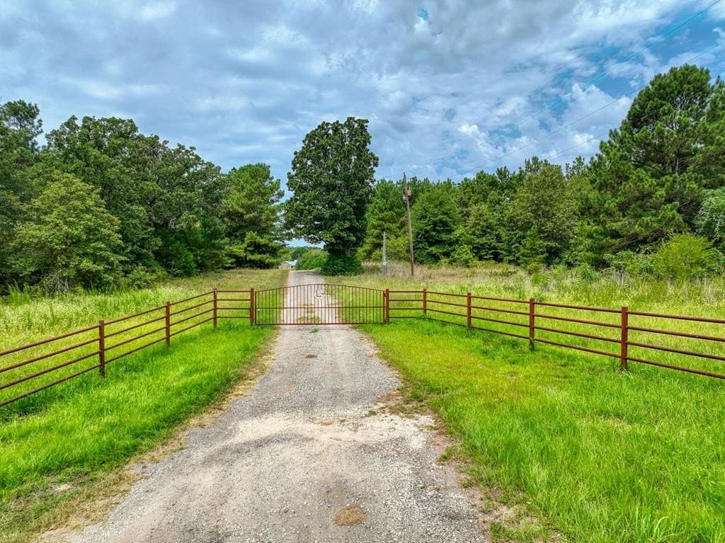 62.2 acres in ANDERSON County - photo 61