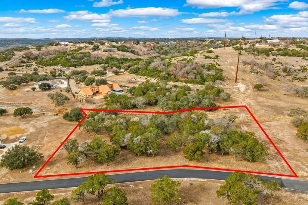 2.44 acres in Kerr County