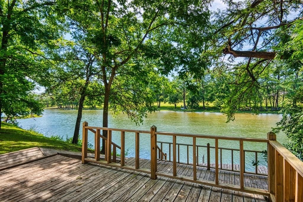 2.44 acres in Kerr County - photo 17