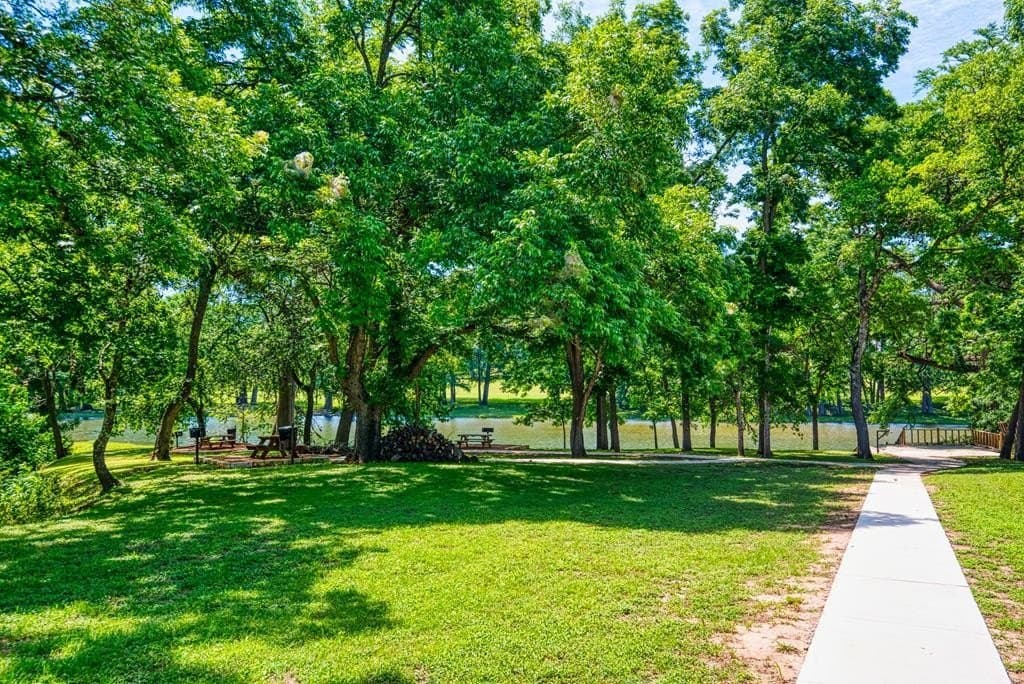 2.44 acres in Kerr County - photo 16