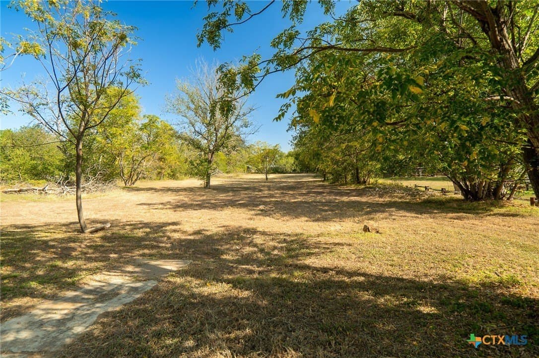 0.5 acres in Bastrop County - photo 8