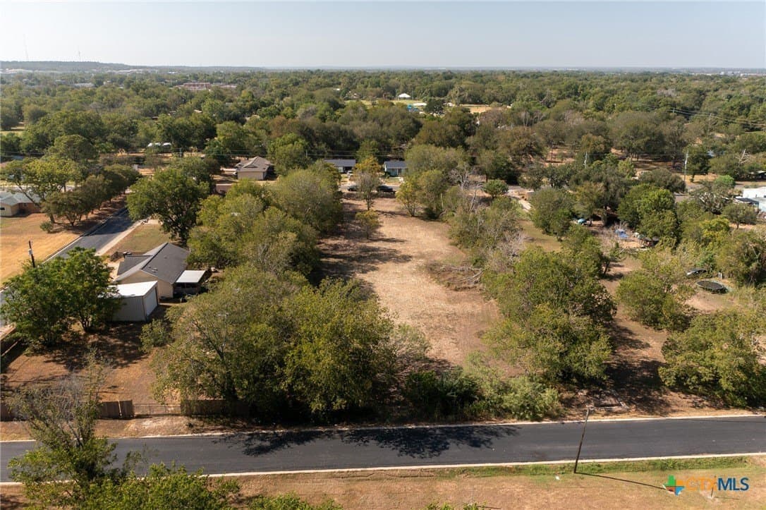 0.5 acres in Bastrop County - photo 9