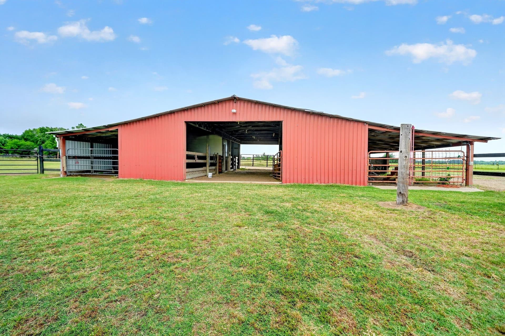 10 acres in Van Zandt County - photo 30