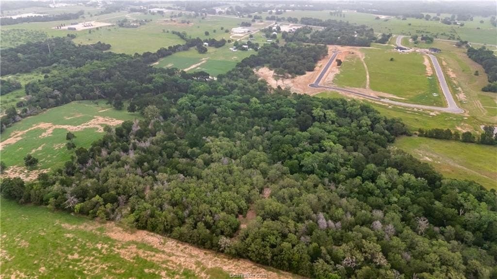 1 acres in Burleson County - photo 9