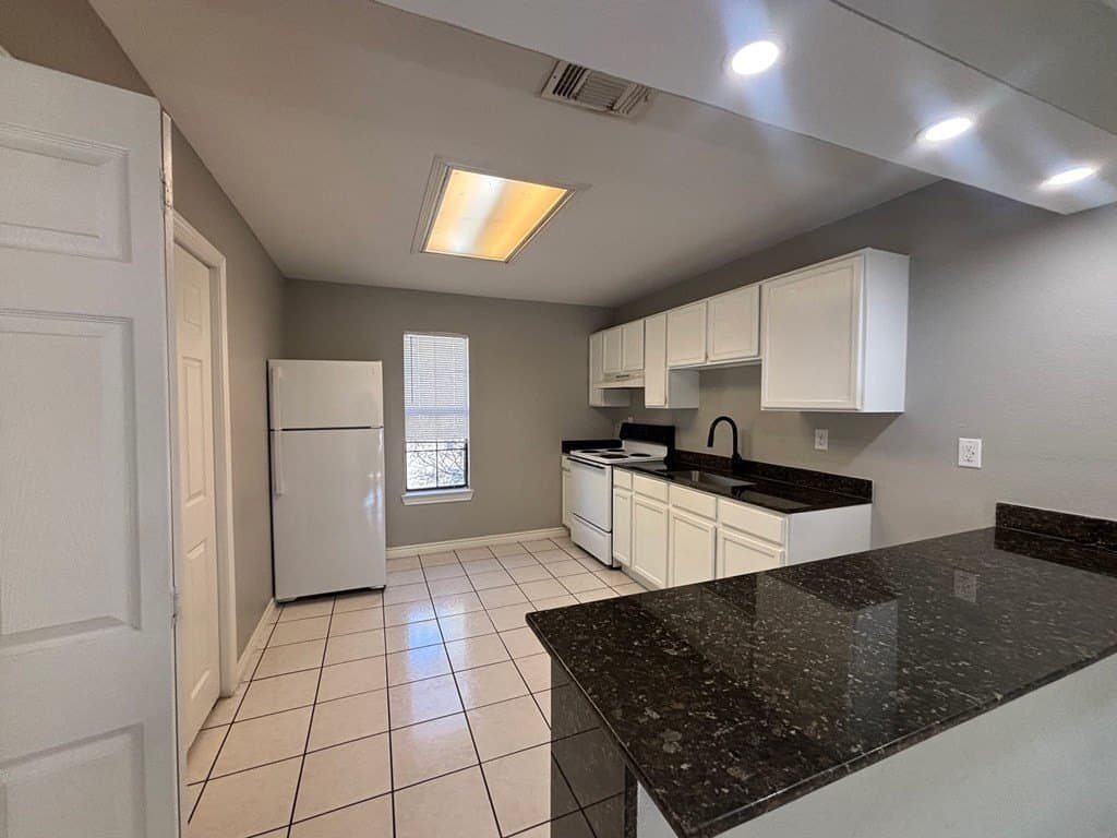 30,872 acres in Maverick County gallery image 4