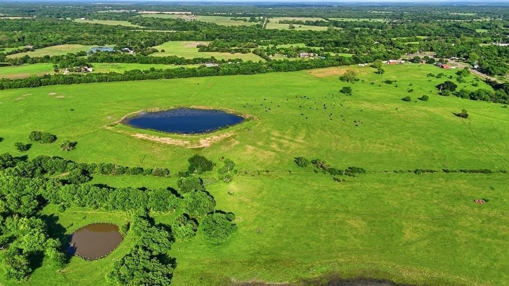 231.65 acres in Hunt County - photo 25