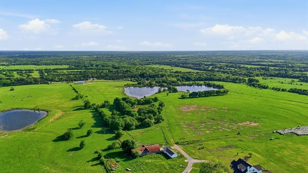 231.65 acres in Hunt County - photo 31