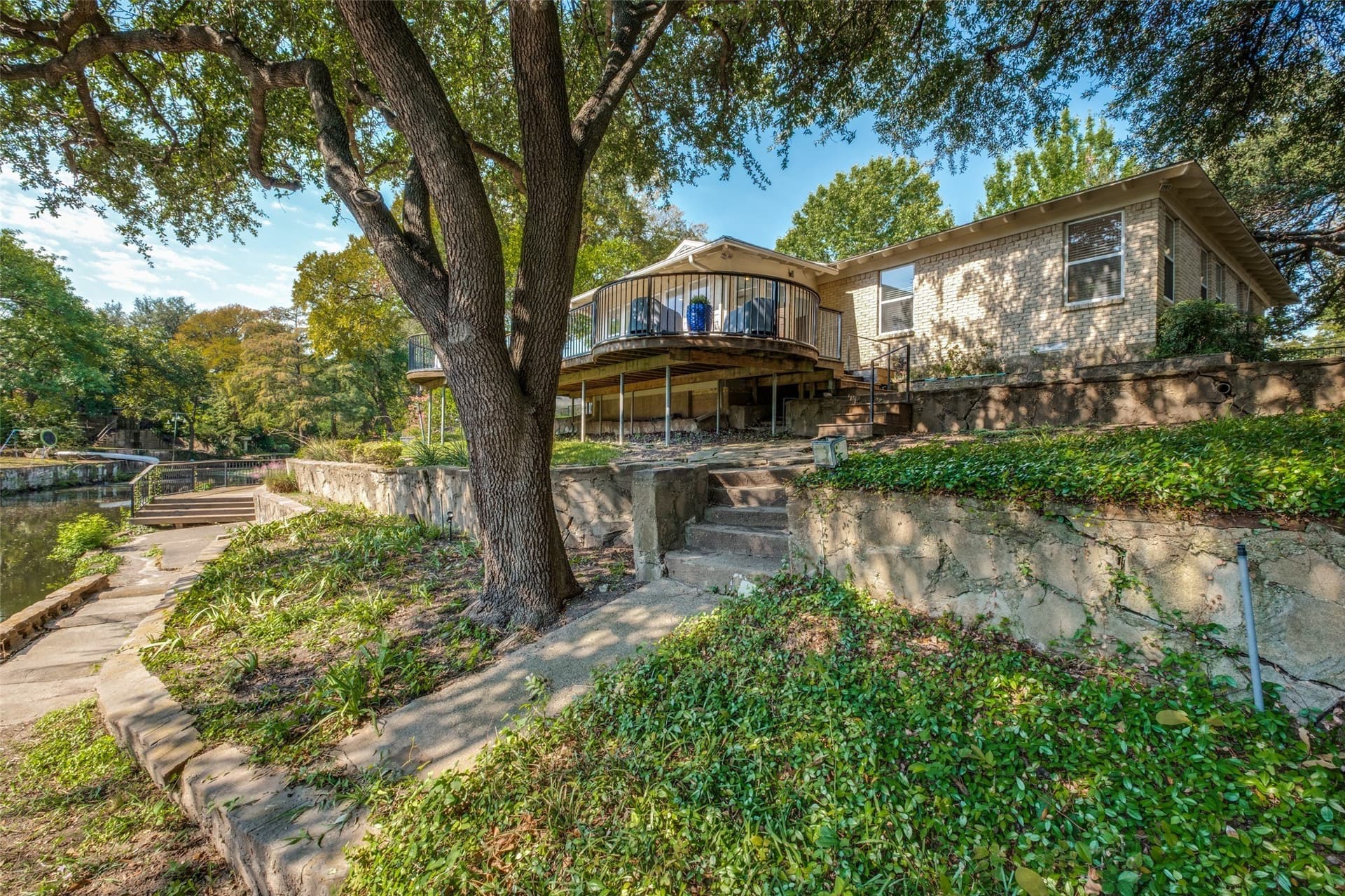 0.4 acres in Dallas County - photo 7