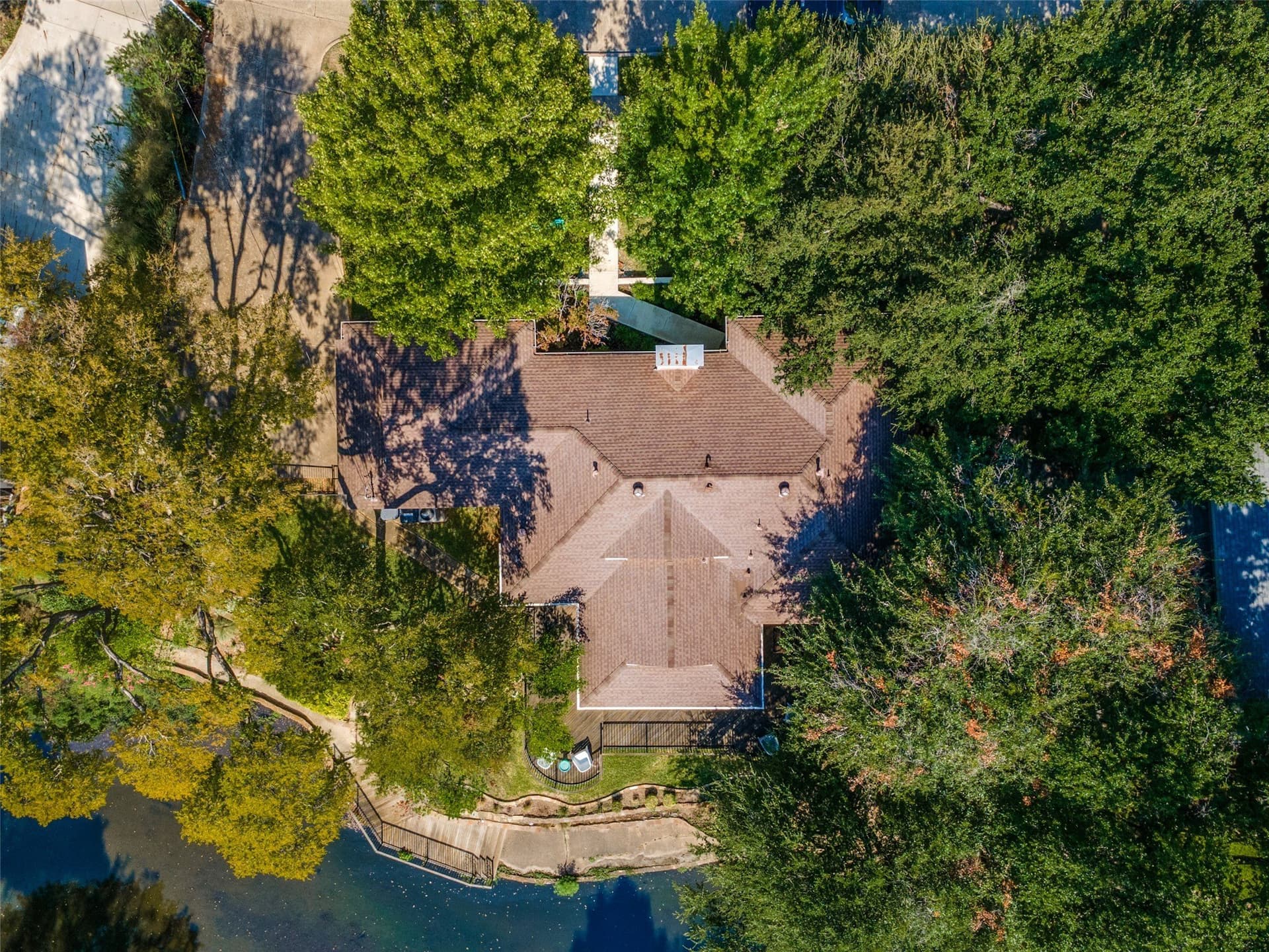 0.4 acres in Dallas County - photo 2