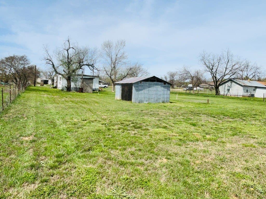 0.5 acres in Gillespie County featured view
