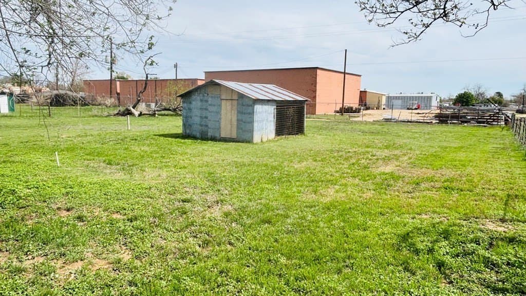 0.5 acres in Gillespie County gallery image 4