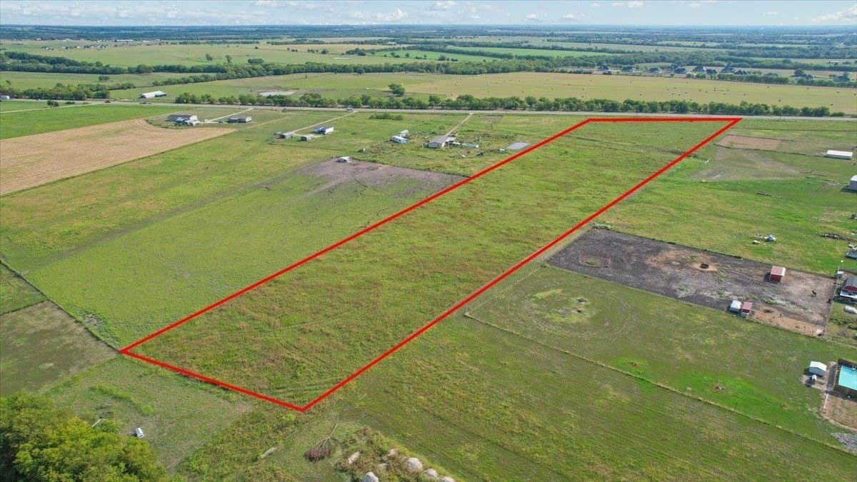 10 acres in Hunt County - photo 7
